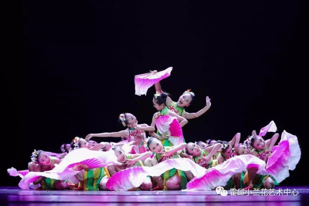 行下春风望夏雨，燕子双飞蝶儿舞-行下春风望夏雨，燕子双飞蝶儿舞