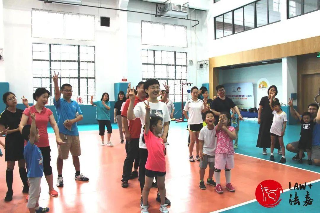 丰衣足食人自乐