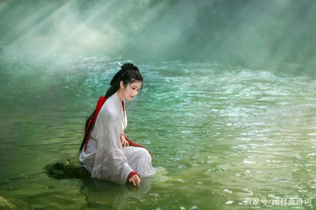 柳垂千丝点水绿春来首度对君伤-柳垂千丝点水绿春来首度对君伤