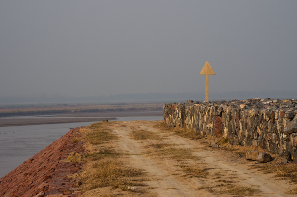 缚虎手，悬河口，车如鸡栖马如狗
