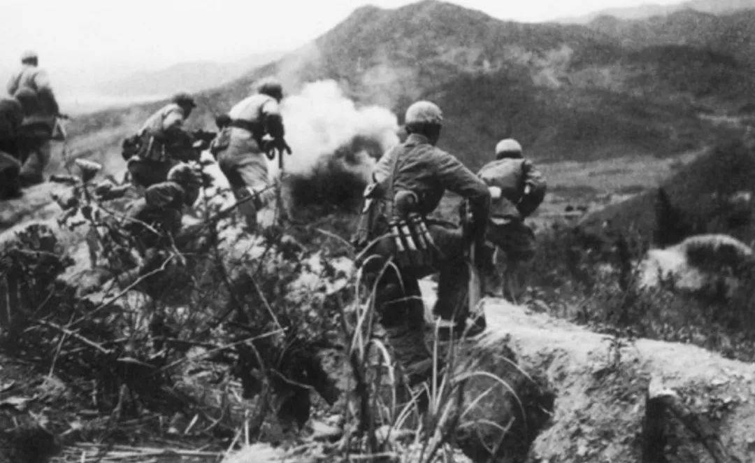 在古老的华夏大地上，流传着无数关于神仙与凡人的传说。其中，最为人津津乐道的，莫过于嫦娥与后羿的爱情故事。然而，今天我要讲述的，却是一个鲜为人知、充满奇幻色彩的新篇章—紅紅雙眼嫦娥愛。紅紅雙眼嫦娥愛