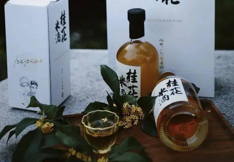 满面春风一酒脱，二二四里好三奇-满面春风一酒脱，二二四里好三奇